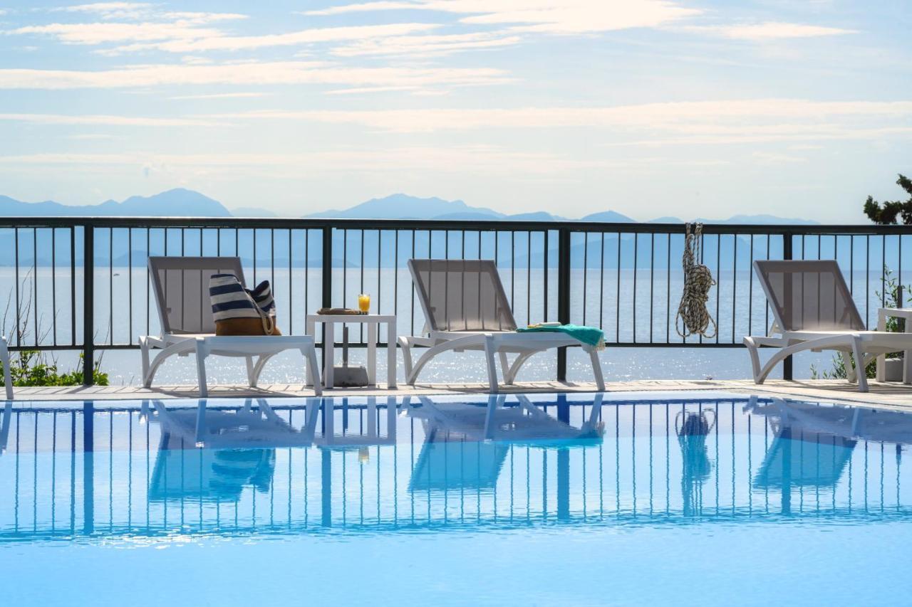 Siora Leni Hotel ベニテス エクステリア 写真